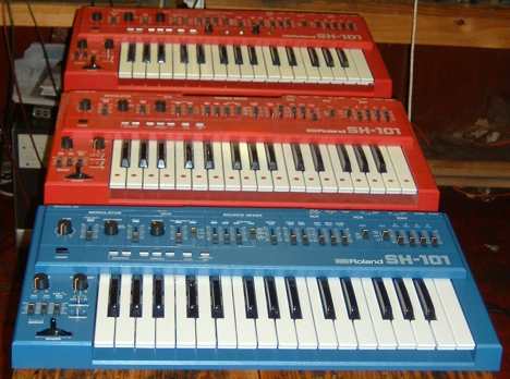 Roland SH-101: Rare Red Color: SH101